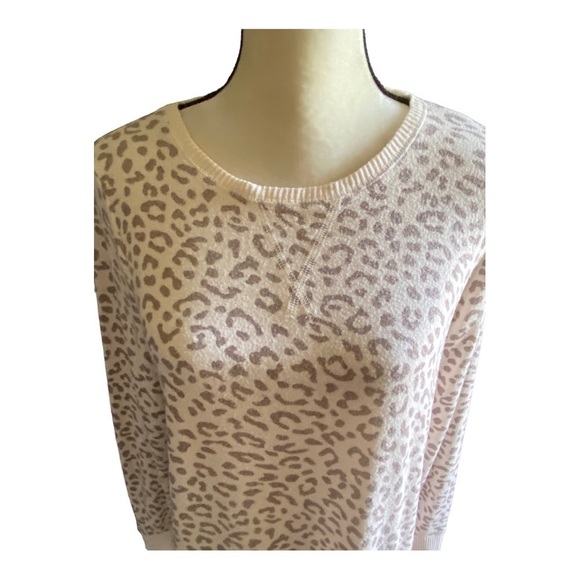 BOBEAU-LIGHT PINK CHEETAH PRINT SWEATER-SIZE SMALL - Picture 2 of 10